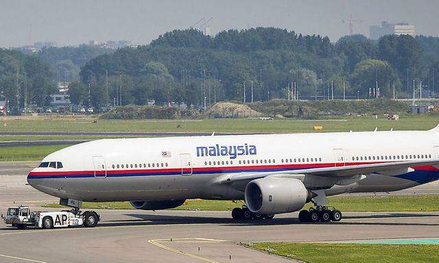 FILE NETHERLANDS ECONOMY MALAYSIA AIRLINES