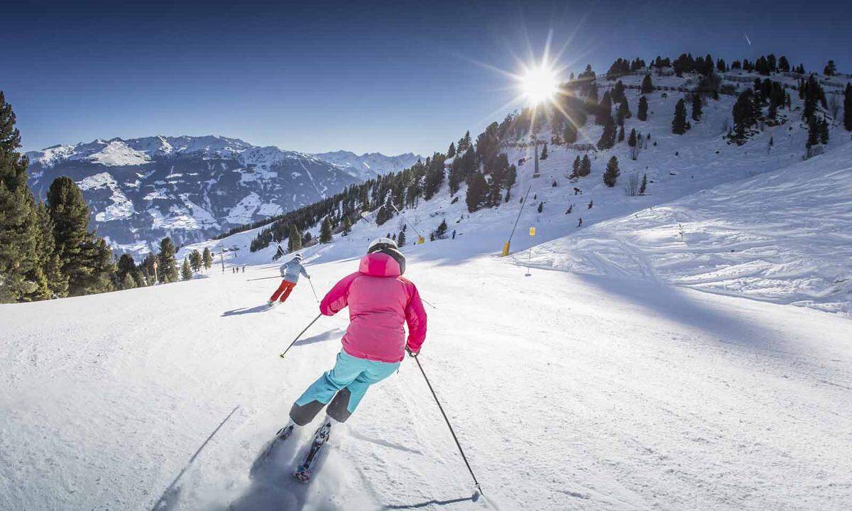 314 Skifahrer und Snowboarder waren von den 100 Pistenkilometern des Hochzillertals überzeugt und wählten aus 650 abgefragten Destinationen diesen weißen Fleck in Tirol aus.