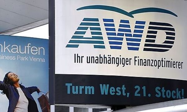 FINANZDIENSTLEISTER AWD