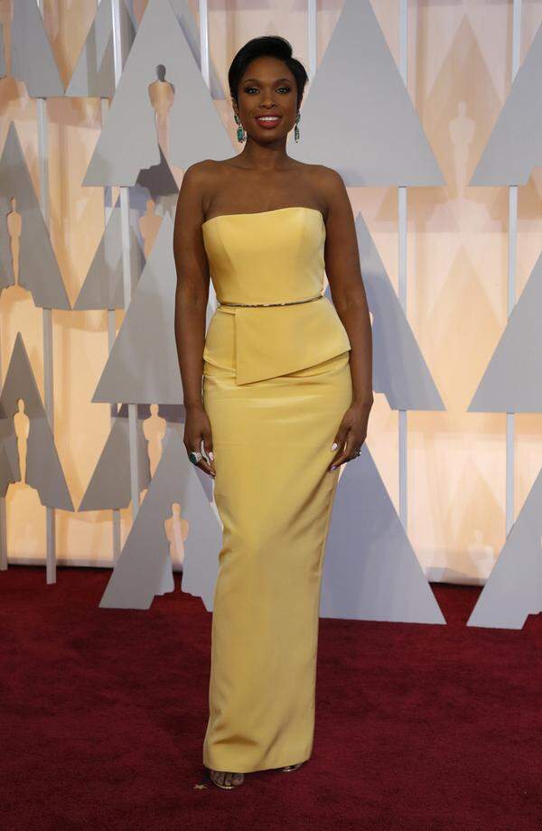 Die Jennifers der Oscar-Verleihung konnten sich alle sehen lassen. Nummer 1: Jennifer Hudson betonte ihre verlorenen Wölbungen mit einer Statue von Kleid aus der Frührjahrskollektion von Romona Keveza.