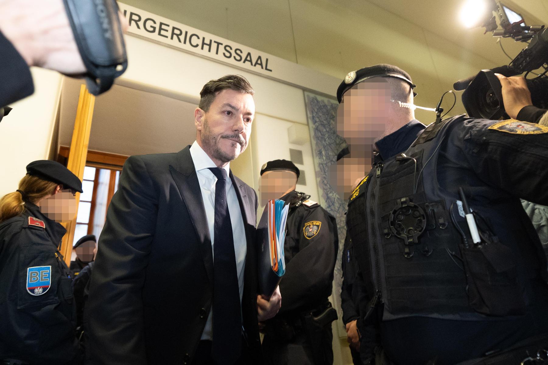 René Benko beruft gegen Urteil, Anwalt will Enthaftung