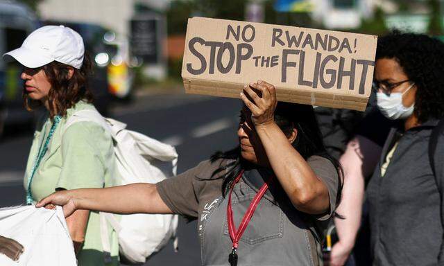 Schon für ihre bisherigen Ruanda-Pläne ist die britische Regierung scharf kritisiert worden.