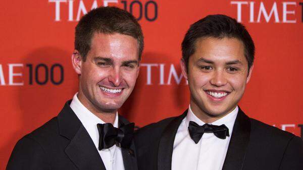 Obwohl die beiden Herren aus den USA noch sehr jung sind, sind sie bereits alte Bekannte im "Forbes"-Ranking. Evan Spiegel (links) und  Bobby Murphy (rechts) haben bei einem Studienprojekt gemeinsam die App Snapchat gegründet. Der 29-jährige Murphy bringt es heute auf 4,2 Milliarden Dollar ...  