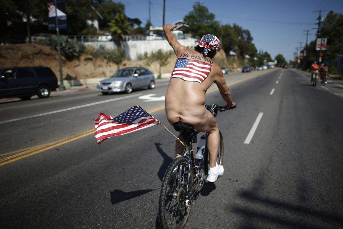 Weitere Bilder vom World Naked Bike Ride aus Los Angeles...