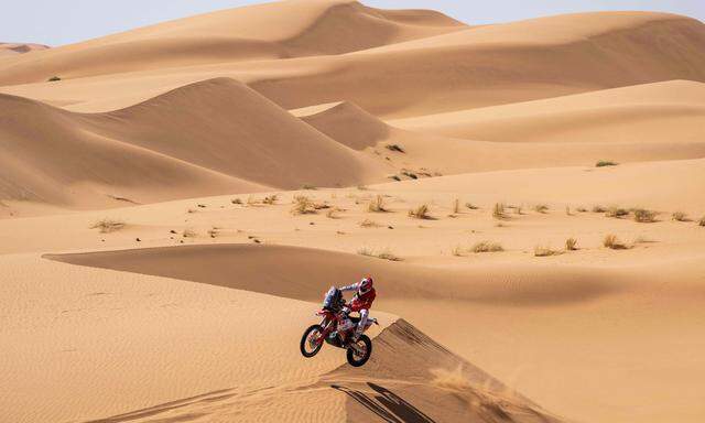 Während Seriensieger KTM gerade bei der Rallye Dakar durch die saudische Wüste glüht, hat man auch zuhause in Oberösterreich die Aufgaben gemacht. 