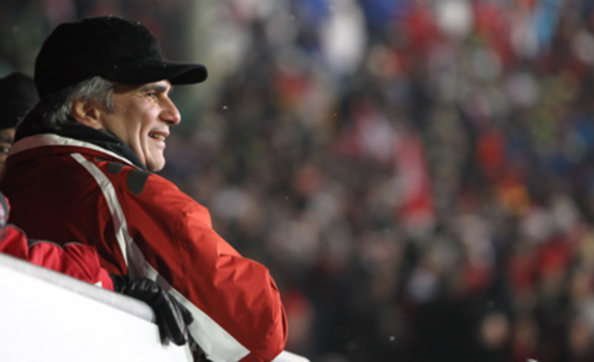 "Das Springerteam hat heute Nervenstärke bewiesen und den Bewerb souverän mit Rekordvorsprung für sich entschieden. Damit konnten sie erfolgreich Olympia-Gold im Mannschaftsbewerb verteidigen. Ich gratuliere herzlich und wünsche weiterhin alles Gute."