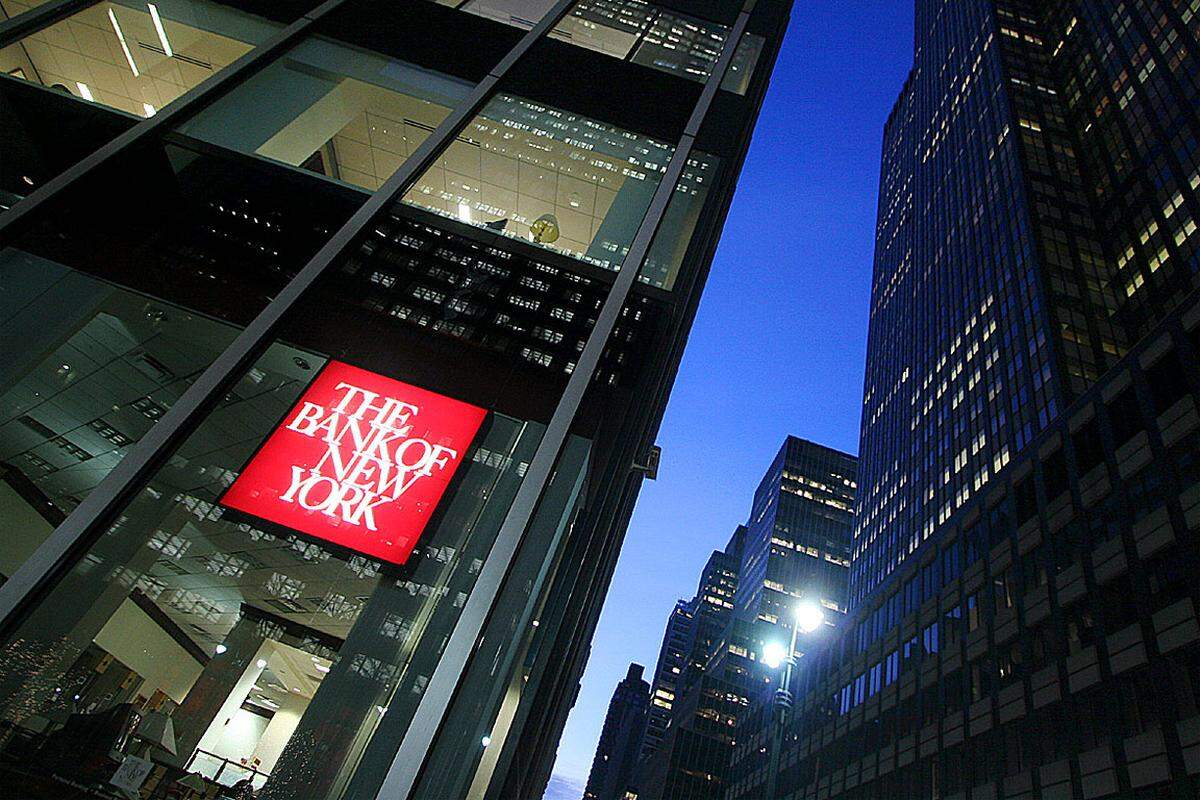 Die älteste Bank der Vereinigten Staaten wurden 1792 als erstes Unternehmen an der New Yorker Börse gehandelt. Damals hieß sie noch "Bank of New York". 2006 fusionierte sie mit der Mellon Financial Corporation. Das Institut ist heute die größte Depotbank der Welt und zählt - genauso wie Barclays - zu den 28 systemrelevanten Banken.