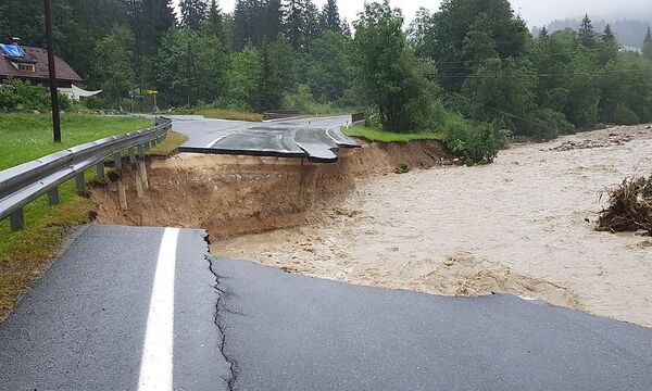 Nach Starkregen sind die Pegelstände der Flüsse in Salzburg und in weiten teilen Österreichs stark angestiegen - und haben teilweise Schäden hinterlassen.