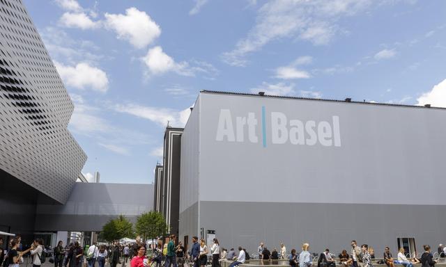 285 Galerien aus 40 Ländern geben sich bei der Kunstmesse Art Basel, die heuer vom 13. bis 16. Juni stattfindet, ein Stelldichein.