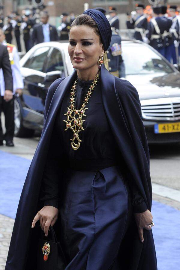 Lady Sheikha Mozah, die schwarze First Lady aus Katar.