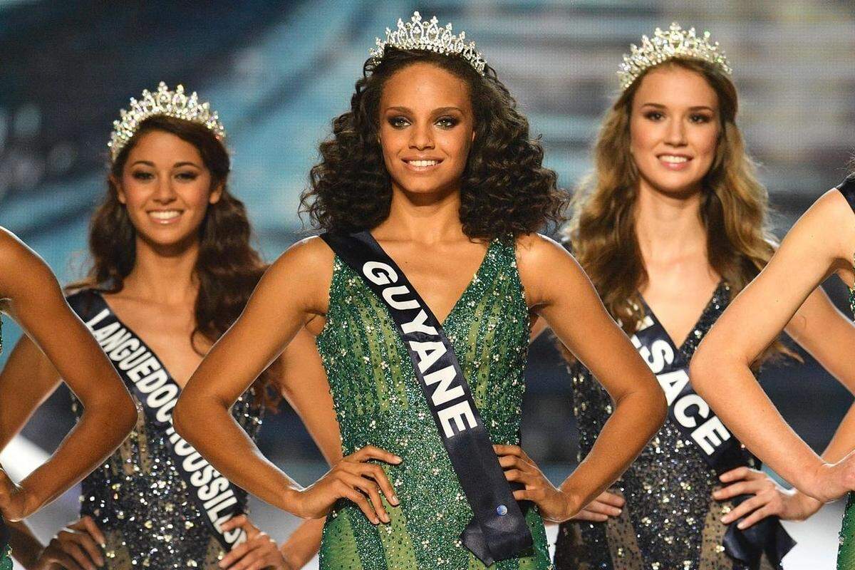 Die amtierende Miss Guayana setzte sich bei einer vom Fernsehen übertragenen Gala unter 30 regionalen Schönheitsköniginnen durch. Unter den fünf Finalistinnen waren zwei weitere Frauen aus Frankreichs Überseegebieten.