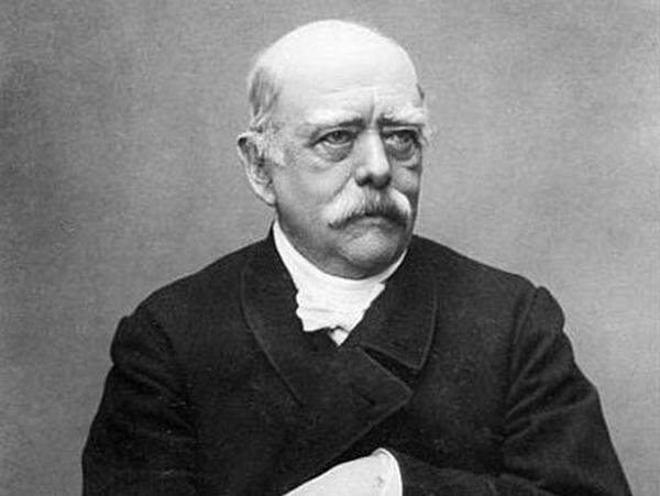 Schon der erste Kanzler des Deutschen Kaiserreiches war ein Sitzenbleiber. Otto von Bismarck war aber auch der Erschaffer des Sozialversicherungs-Systems.