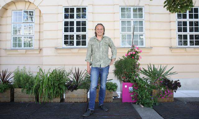 Andreas Rathmanner, Werbegrafiker und Mitveranstalter des Strand-Gut-Festivals in Plank am Kamp.