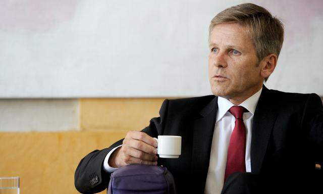 Josef Ostermayer, Jurist und Kulturminister, hat sich vor allem bei der Bewältigung der Burgtheater-Krise bewährt.