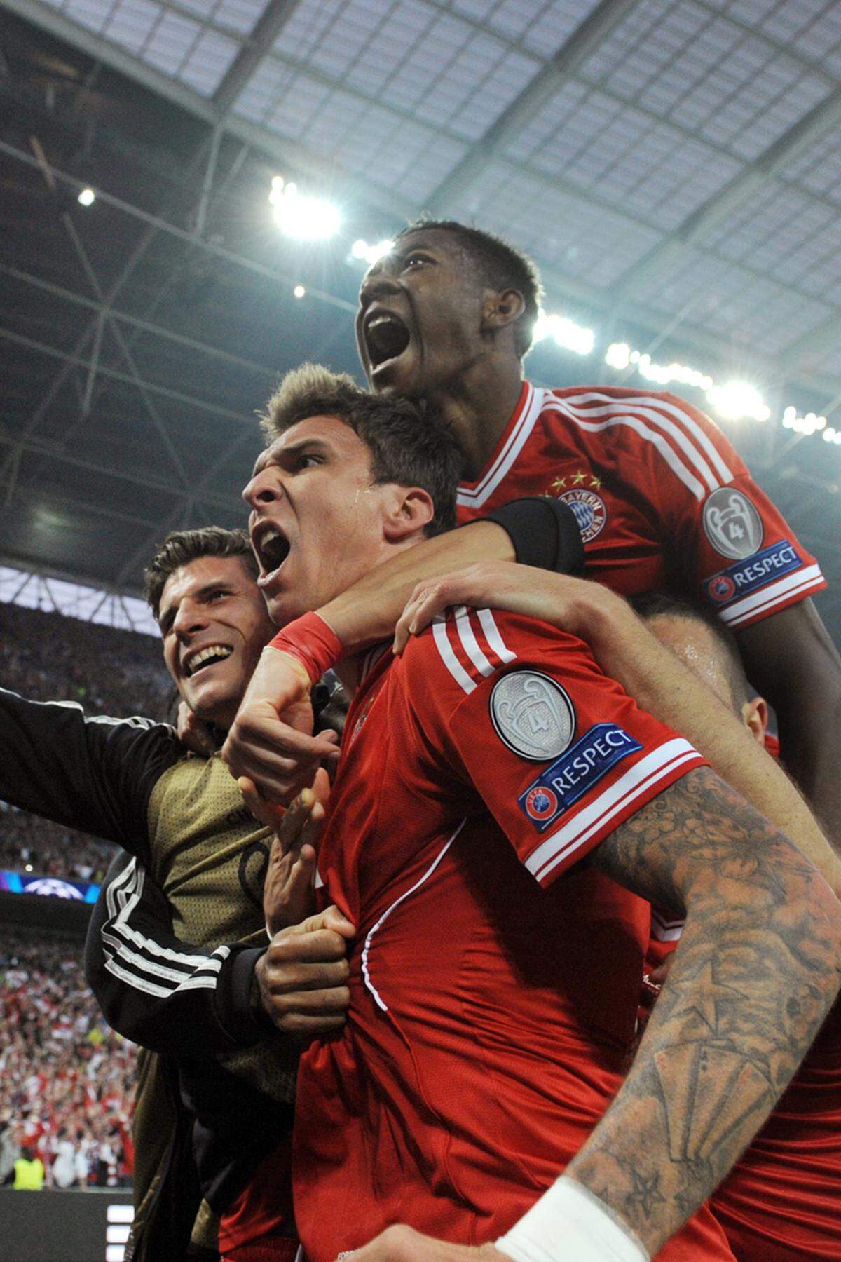 Während die Bayern mit David Alaba mittendrin feierten...