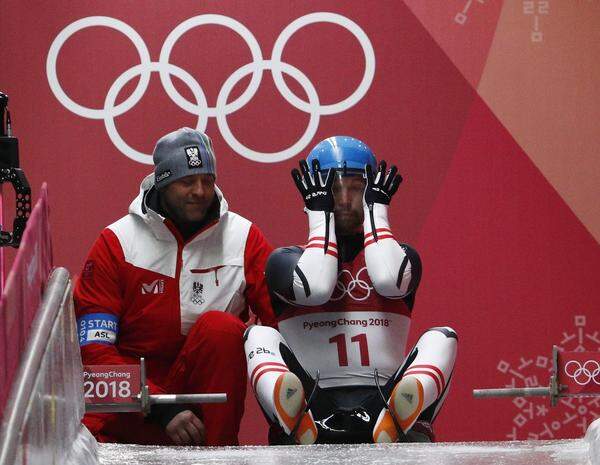 David Gleirscher hat die Sensation perfekt gemacht und ist im olympischen Rodelbewerb auf der Kunstbahn in Pyeongchang/Alpensia zu Gold und damit der ersten österreichischen Medaille bei diesen Spielen gerast.