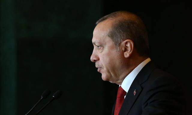 TURKEY-GOVERNMENT-BLAST