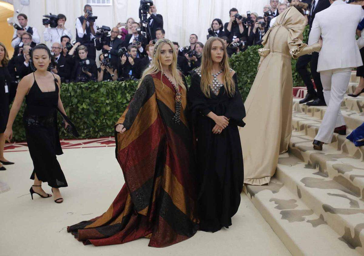 Ashley und Mary-Kate Olsen blieben unbeeindruckt.