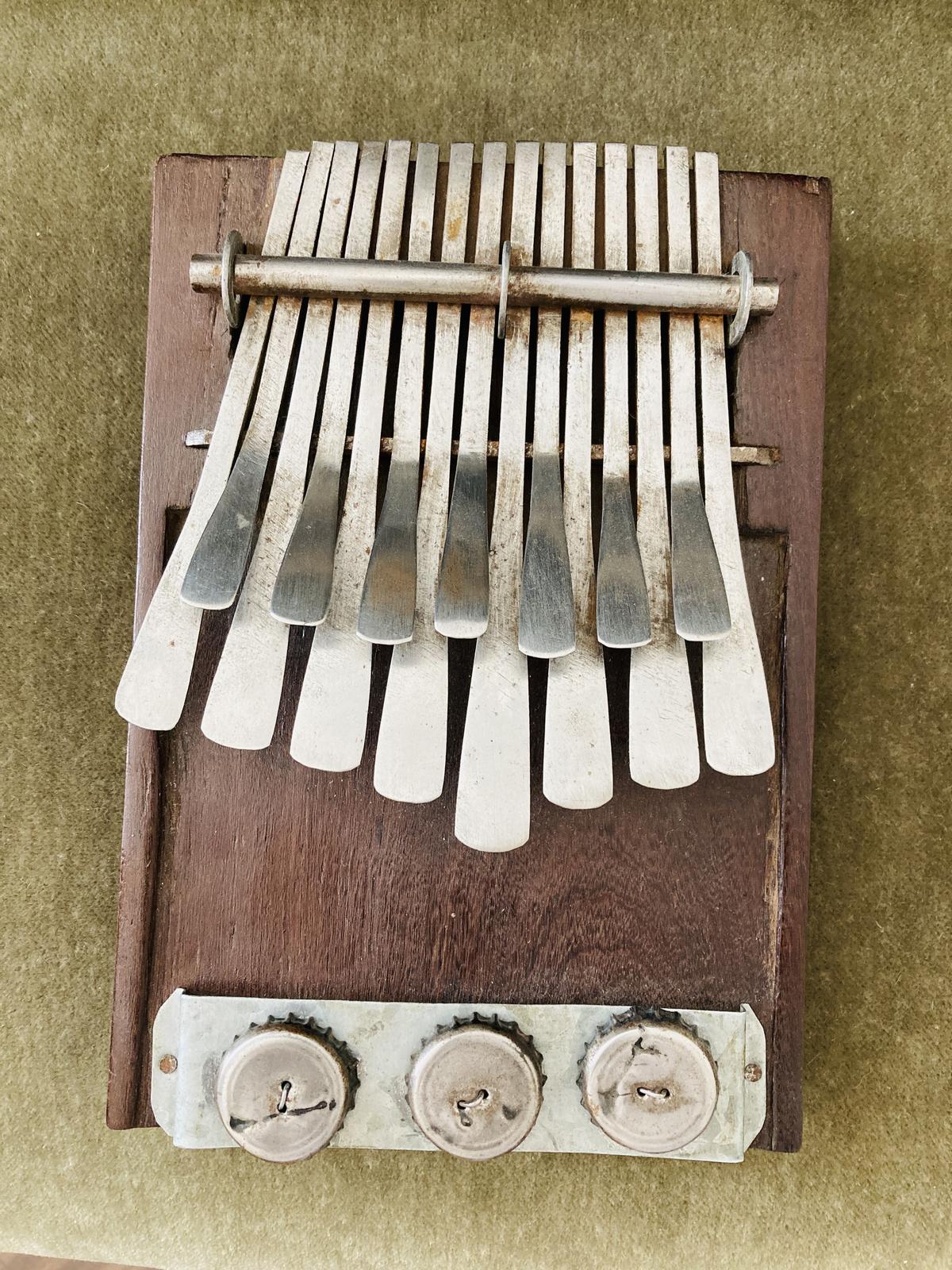 Instrument Mbira aus Simbabwe.