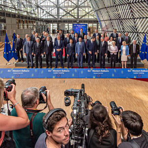 Familienfoto der Staats- und Regierungschefs. 