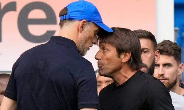 Mandatory Credit: Photo by Dave Shopland/Shutterstock (13079059dp) Thomas Tuchel Chelsea Manager and Antonio Conte Mana