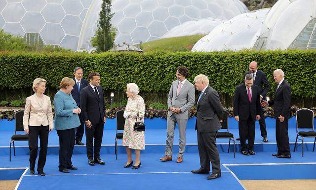 Empfang beim "Eden Project": Die Quen und die G7 Staats- bzw. Regierungschefs.