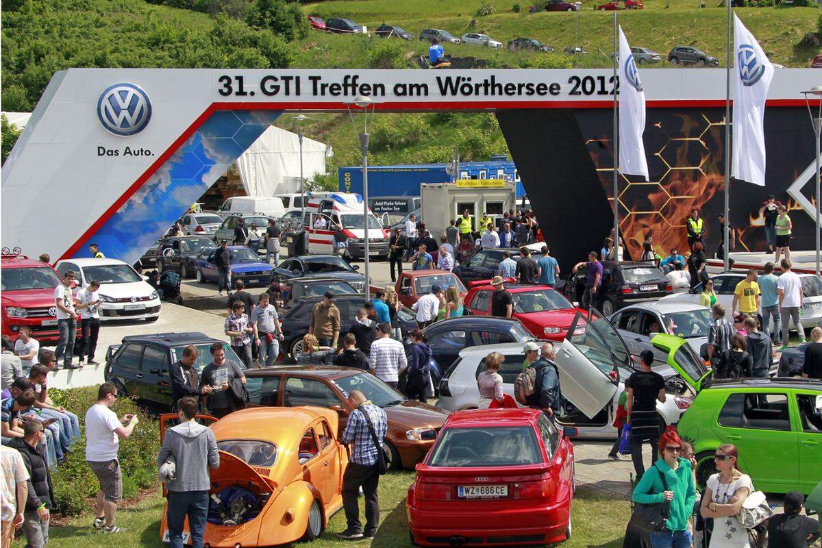 Auto-Tuner und VW-Fans aus halb Europa sind am vergangenen Wochenende nach Reifnitz am Wörthersee gekommen, um ihren motorigen Lieblingsgefährten zu huldigen.