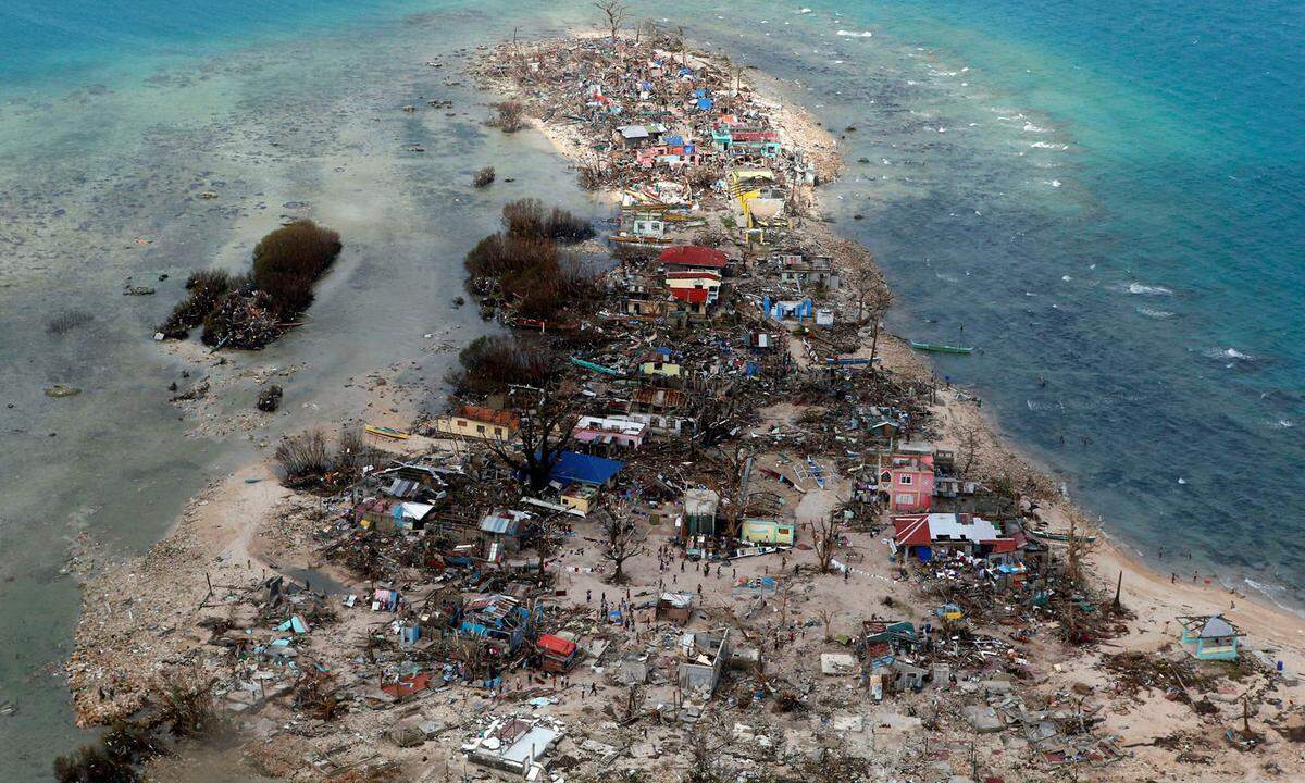 11. November 2013. Taifun Haiyan fegte Ende 2013 über die Philippinen und zerstörte ganze Landstriche auf der viertgrößten Insel Samar.