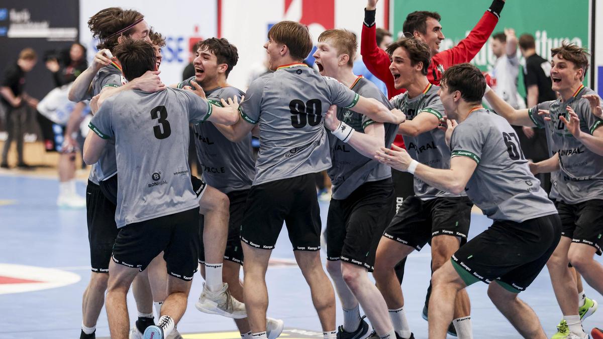 Großer Jubel, großes Comeback: Die junge Mannschaft von Westwien gewann als erster Zweitligist überhaupt den österreichischen Handballcup.