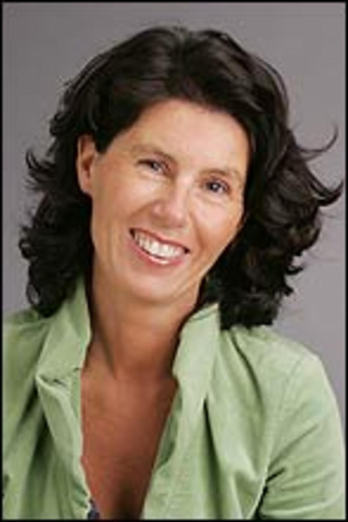 Dr. Martina Göd (43), selbständige Beraterin für integrierte Management-Systeme und Geschäftführende Gesellschafterin der IMS-Consult, wird Produktmanagerin für Nachhaltigkeitsberichte bei der Quality Austria Trainings-, Zertifizierungs- und Begutachtungs GmbH.