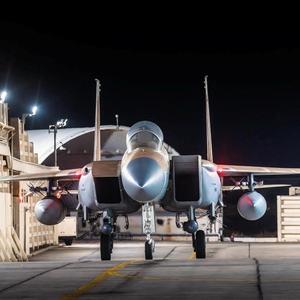 Ein F-15 Eagle der israelischen Luftwaffe ist am 14. April auf einem Luftwaffenstützpunkt zu sehen.