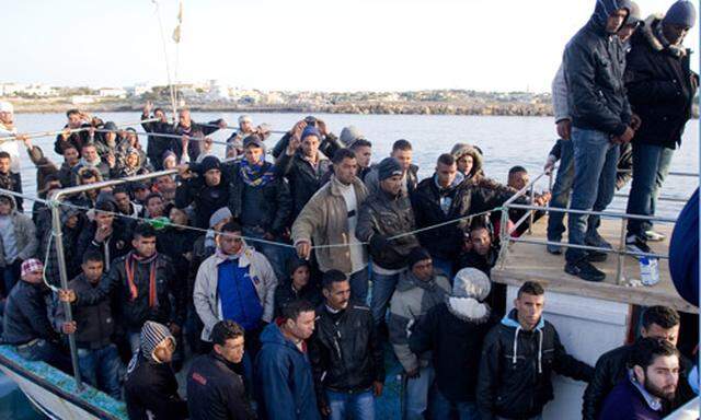 Lampedusa: 9000 Flüchtlinge in den letzten Wochen