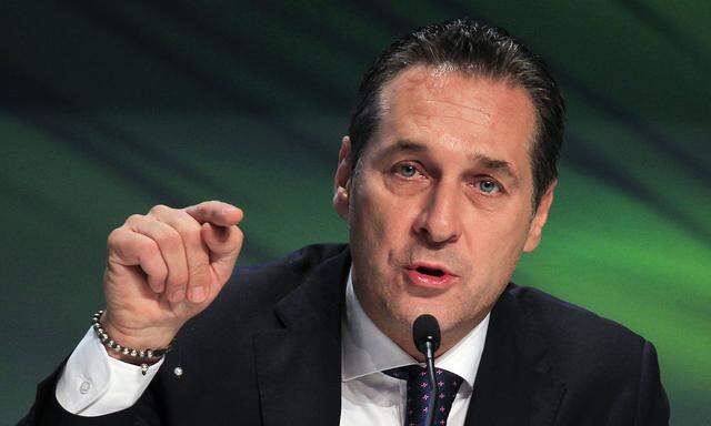 Austrian Freedom Party (FPOe) leader Strache talks during a news conference at the end of the 'Europe of Nations and Freedom' meeting in Milan