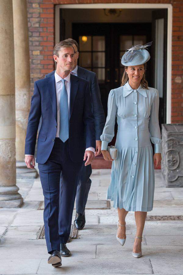 Pippa Middleton erschien in Babyblau. Die Schwester von Herzogin Catherine ist selbst zum ersten Mal schwanger.    
