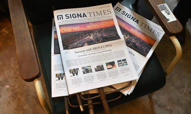 Die einst für Signa erstellte „Signa Times“ wurde bereits versteigert. Nun sollen auch die Immobilien über Treuhänder verkauft werden.
