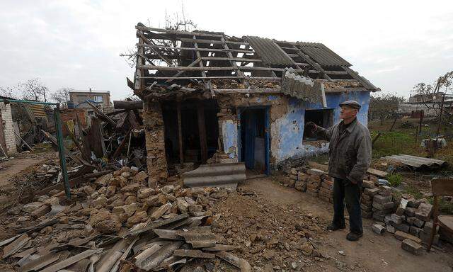 Viel hat Russland bei seinem Krieg in der Ukraine bisher nicht erreicht. Im Bild ein zerstörtes Haus in Osokorivka in der Region Cherson.