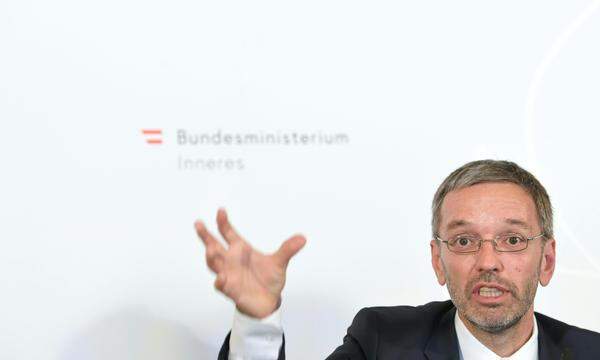 Ex-Innenminister und FPÖ-Chef Herbert Kickl weist in der Causa jede Verantwortung von sich. 