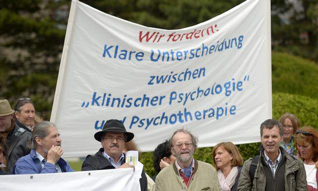 Proteste: Psychotherapeuten gegen Psychologen