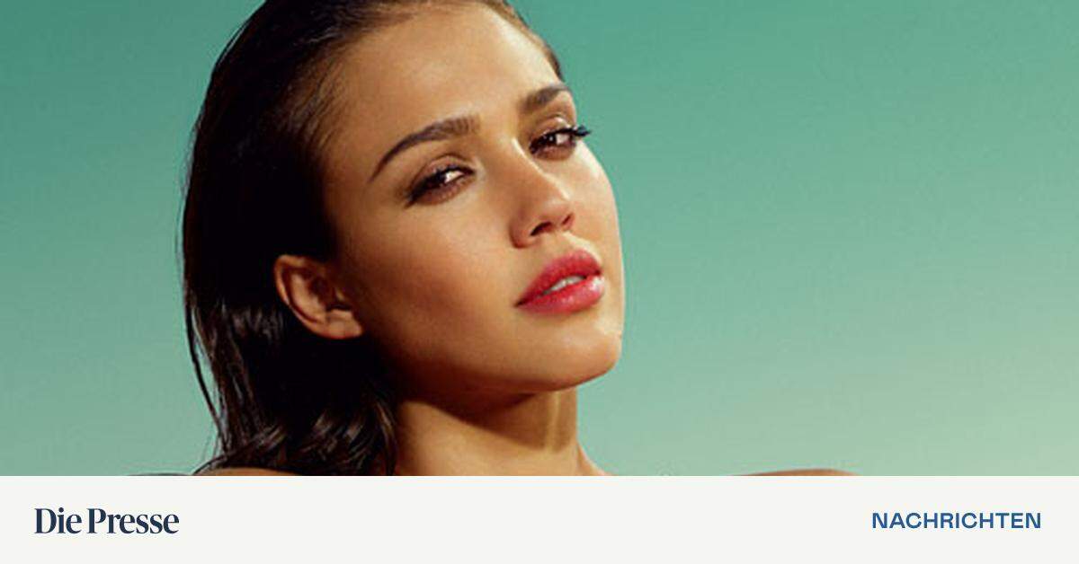 Jessica Alba als KalenderGirl für Campari