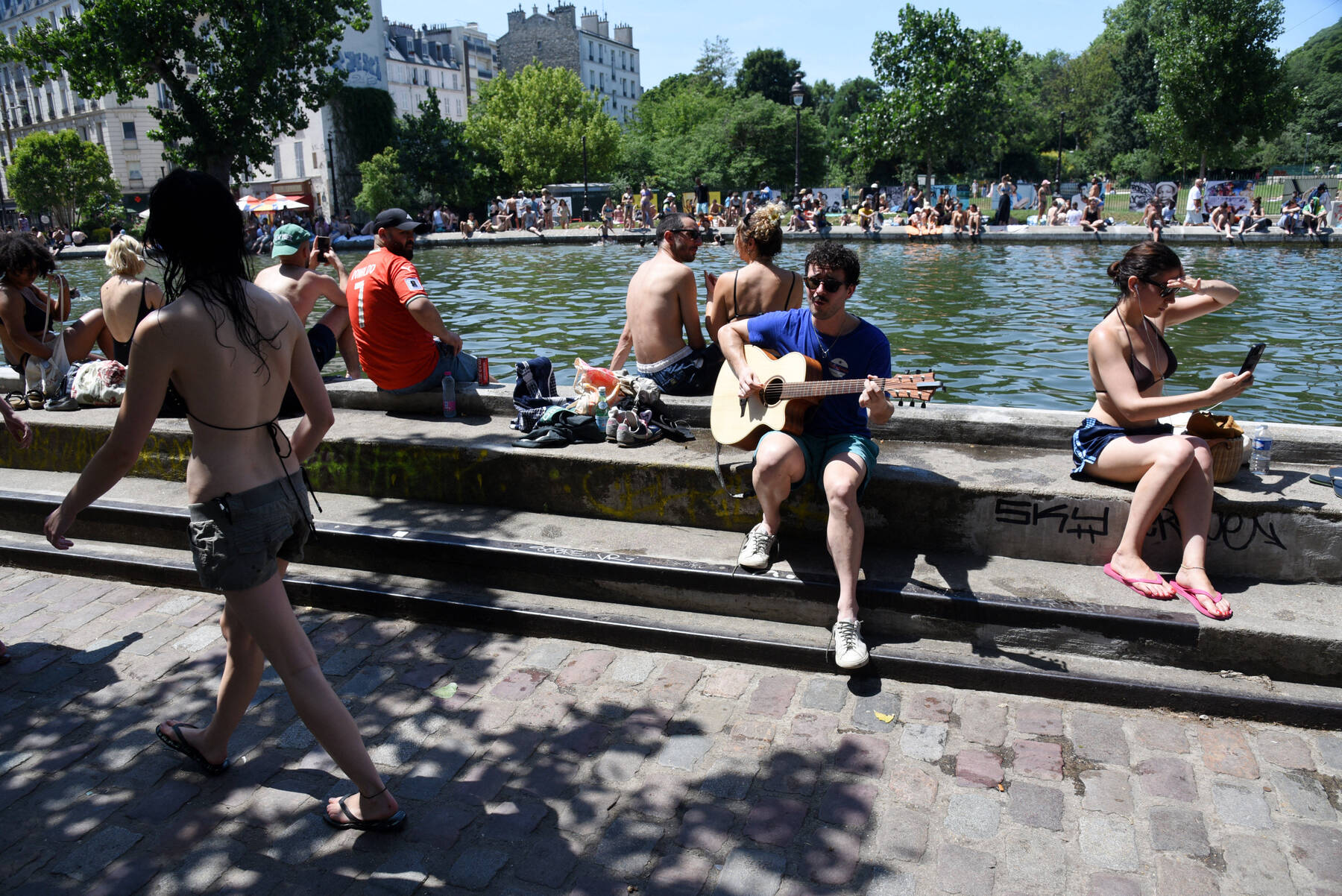 55 Dead in French Swimming Accidents Amid Heatwave; Events Canceled