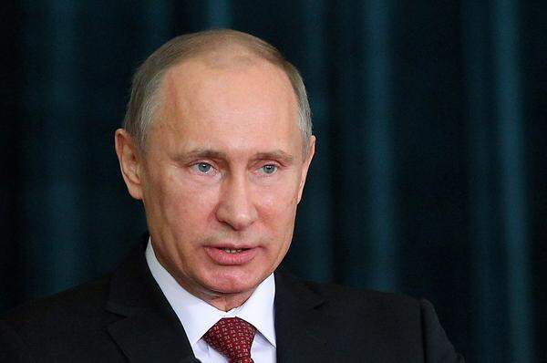 Russlands Präsident Wladimir Putin hat eindringlich vor der Verabschiedung der geplanten Sonderabgabe gewarnt. Das sagte ein Sprecher Putins am Montag nach einem Sondertreffen zu dem Thema. Viele Russen haben ihr Geld in Zypern angelegt.