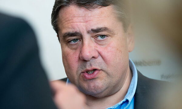 Führt die SPD in die Gespräche mit Merkels CDU: Partichef Sigmar Gabriel.