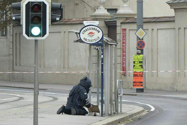 Dabei wurde festgestellt, dass sich kein Sprengstoff darin befindet. Der Beamte öffnete den Gegenstand schließlich.