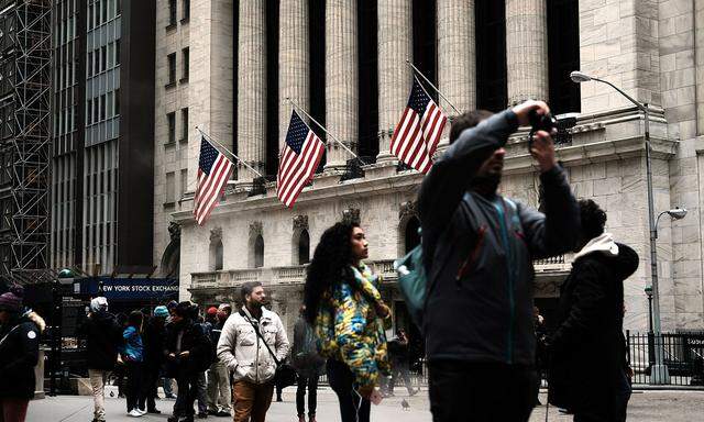 Die US-Börsen sackten ab, und mit ihnen nahezu alle anderen wichtigen Marktplätze weltweit.
