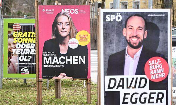 Wahlplakate der Grünen, Neos und SPÖ 