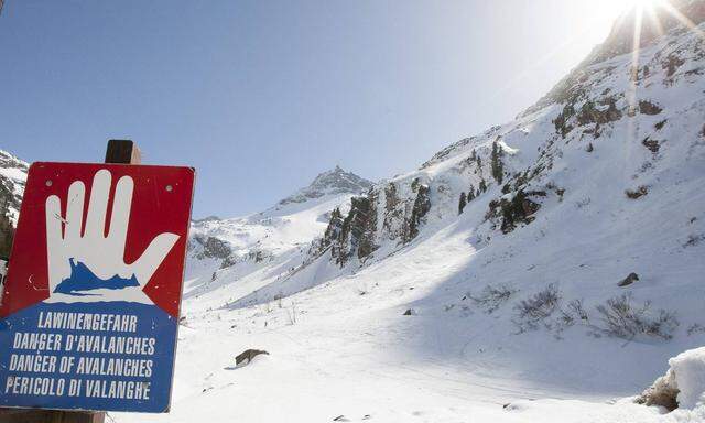Trotz der Umsicht der großen Masse der Alpinisten passieren bei Lawinenunglücken immer wieder die gleichen Fehler.