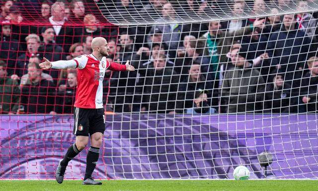 UEFA Europa Conference League: Feyenoord v SK Slavia Prague Rotterdam - 1-1 goal Peter Olayinka of SK Salvia Prague, Ge