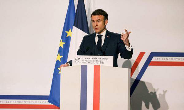 Frankreichs Präsident, Emmanuel Macron, erlebt bei dieser Europawahl ein sprachliches Waterloo.  