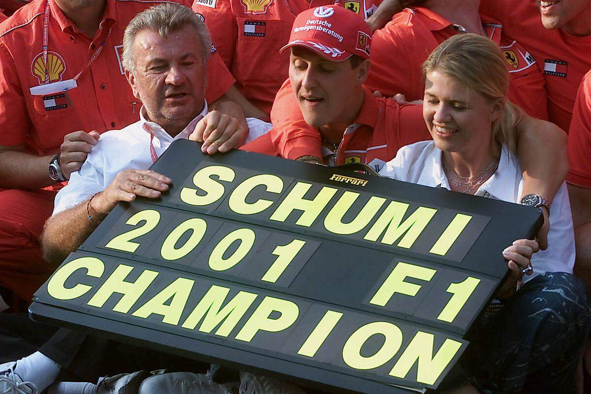 Schumacher siegt in Ungarn und macht den vierten WM-Titel vier Rennen vor dem Saisonende perfekt. Zugleich stellt er den Rekord von Alain Prost ein, der 51 Grand Prix gewann.