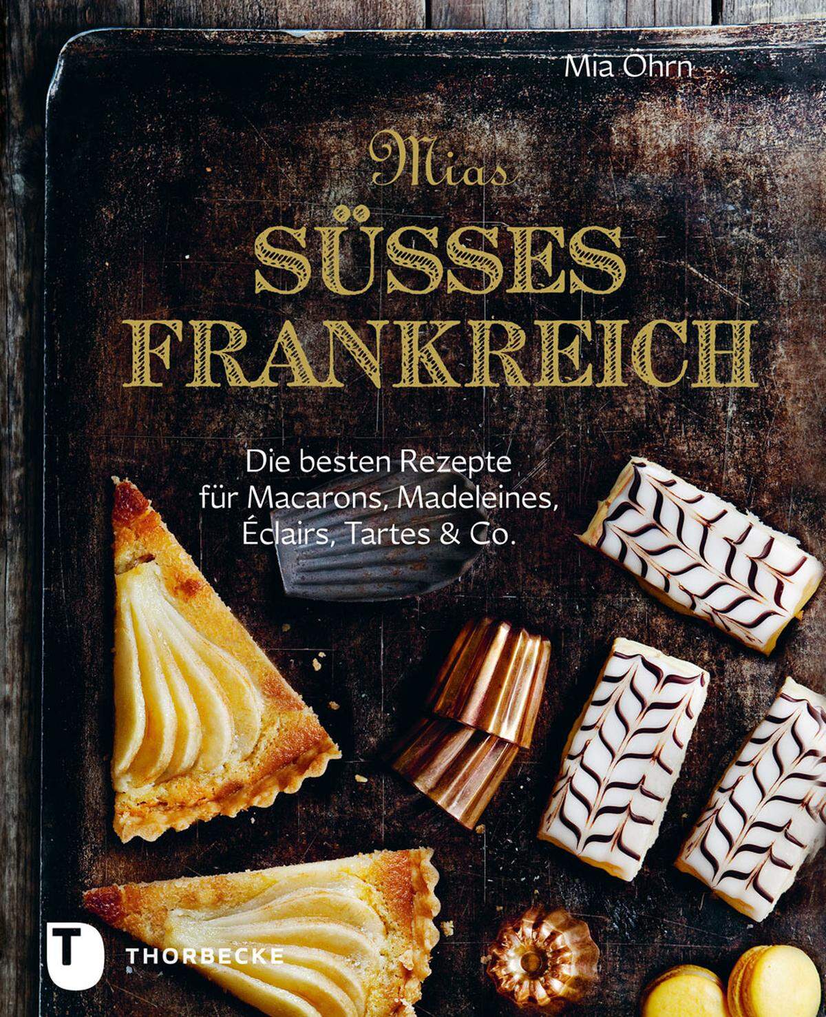 Dass man in Frankreich Viennoiserie zu süßem (Blätterteig-)Gebäck sagt, das wir als typisch französisch empfinden, könnte uns ein bisschen stolzer auf die heimische Backkultur machen. In diesem Buch geht es um Pain au chocolat, Croissants und Co. Mia Öhrn: "Mias süßes Frankreich", Thorbeke, 17,50 Euro.